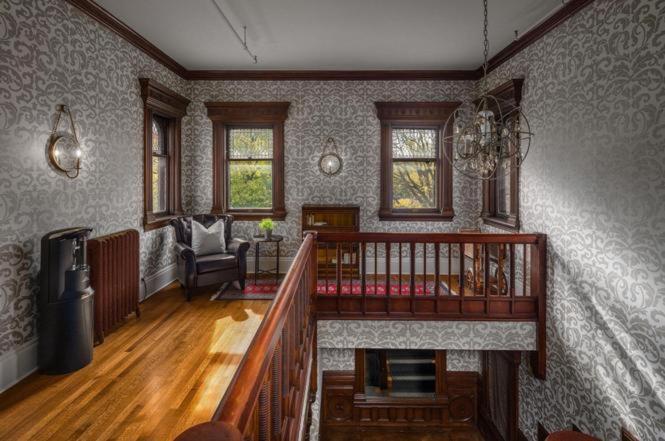 The New Victorian Mansion Bed & Breakfast เซนต์พอล ภายนอก รูปภาพ