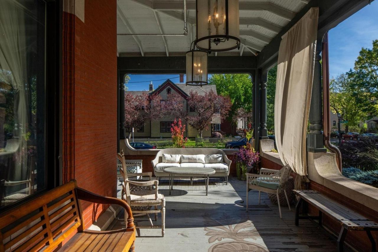 The New Victorian Mansion Bed & Breakfast เซนต์พอล ภายนอก รูปภาพ