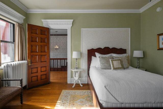 The New Victorian Mansion Bed & Breakfast เซนต์พอล ภายนอก รูปภาพ